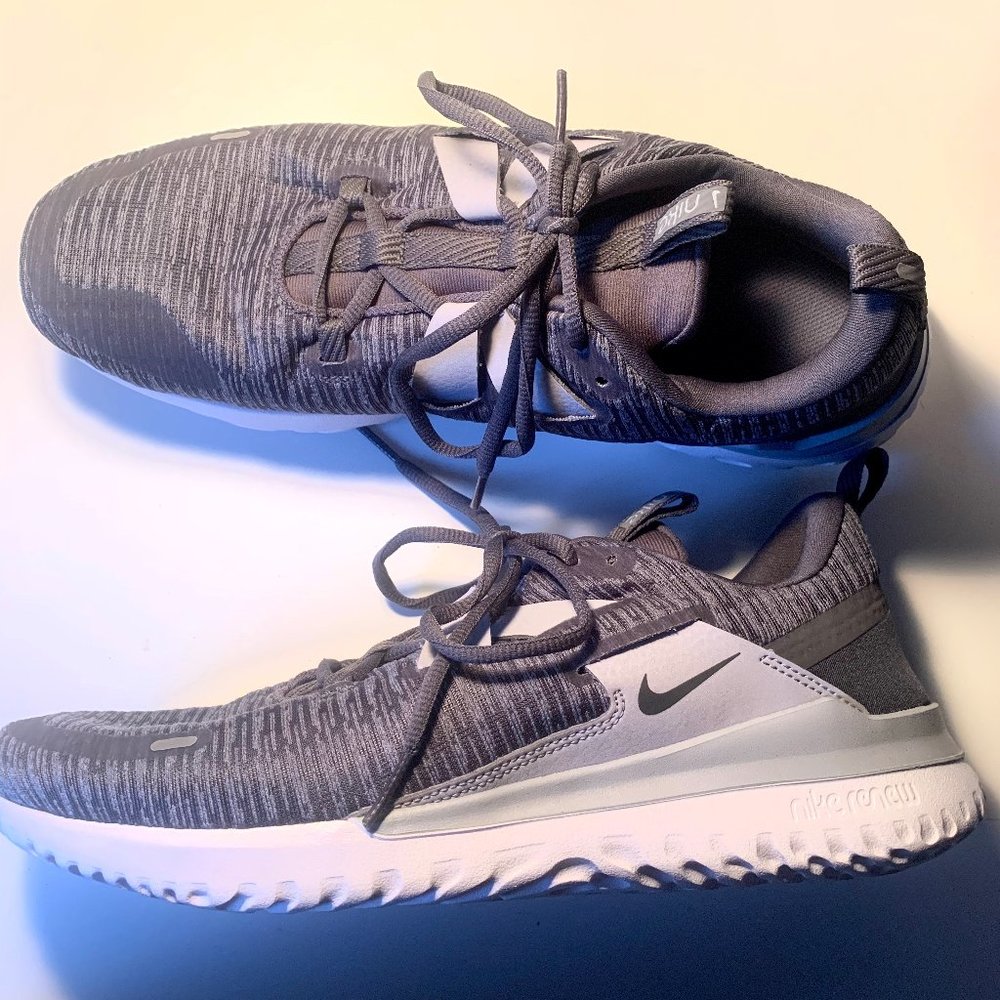 Nike Renew Women's Running Sneaker - Picture 1 of 3
